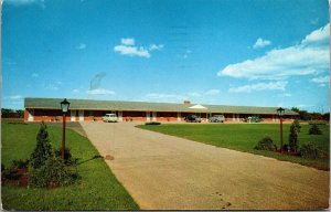 Vtg Grandville Michigan MI La Grande Motel 1950s Chrome View Postcard