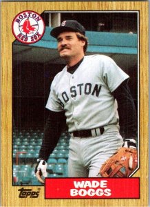 1987 Topps Baseball Card Wade Boggs Boston Red Sox sk2337