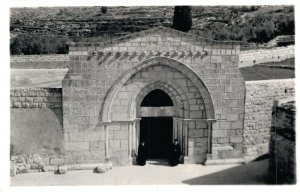 Israel Jordan Jerusalem Virgin Mary Tomb Vintage RPPC 07.42