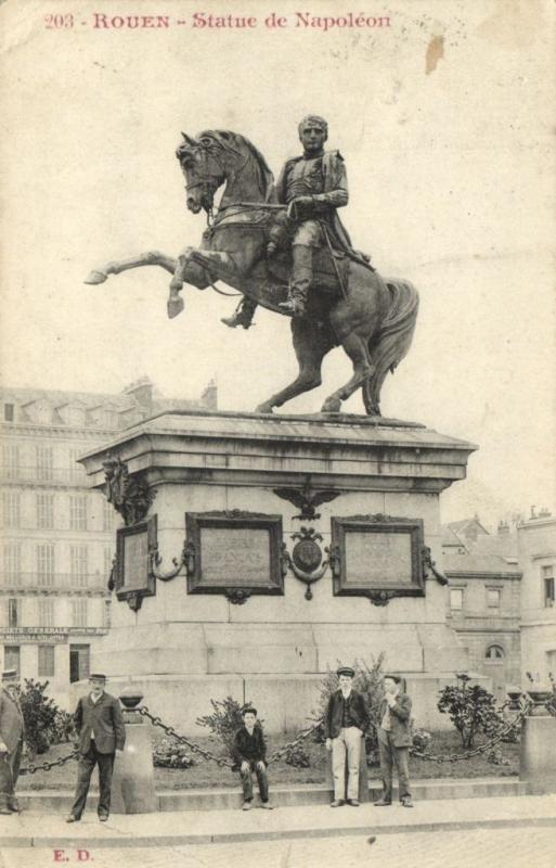 CPA ROUEN - Statue de Napoleon (201492)