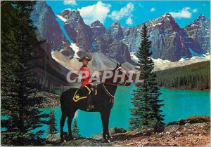 Modern Postcard A member of the famous Royal Canadian Mounted Police has set ...