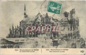 Postcard Old Bombing of Reims Cathedral on fire