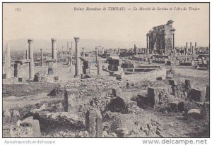 Tunisia Ruines Romaines de Timgad Le Marche de Sertius et l'Arc Trajan