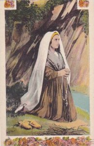France Lourdes Sainte Bernadette en Priere