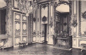 France Versailles Le Chateau Cabinet de Travail des Rois Louis XV et Louis XIV