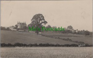 Oxfordshire Postcard - View of Idbury Village SW8490
