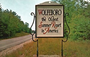 Vintage Postcard Wolfeboro Oldest Summer Resort Impressive Sign New Hampshire NH