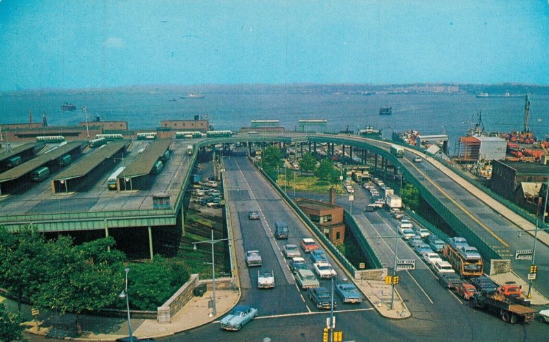 USA View of the Staten Island Ferry Terminal 05.76