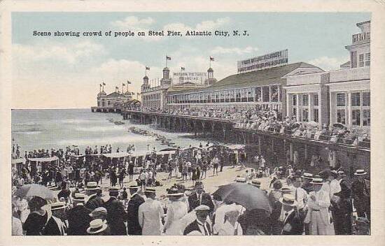 New Jersey Atlantia City Scene Showing Crowd Of People On Steel Pier