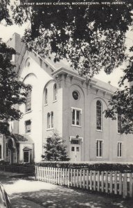 MOORSETOWN , New Jersey, 1930s ; First Baptist Church