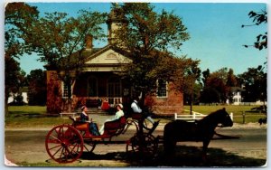 Postcard - Courthouse of 1770, Market Square - Williamsburg, Virginia