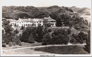 New Zealand Waitomo Caves Hotel Vintage RPPC C174