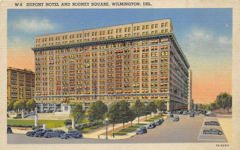 Wilmington Delaware 1940s Postcard Dupont Hotel and Rodney Square