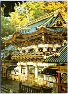 VINTAGE CONTINENTAL SIZE POSTCARD THE YOMEIMON GATE AT NIKKO JAPAN