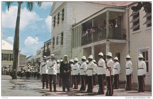 NASSAU, Bahamas, PU-1961; Chief Justice, Inspecting the Guard of Honour