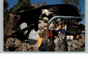 Disneyland CA Pinocchio Gideon Postcard