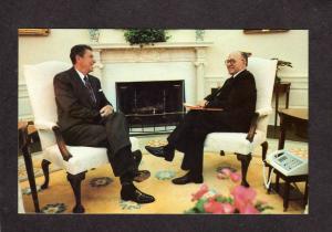 DC President Ronald Reagan Menachem Begin White House Washington Postcard Oval