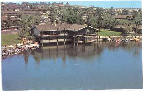 Frolander's Quails Inn Dinnerhouse, Rancho Santa Fe Exit, San Marcos, CA