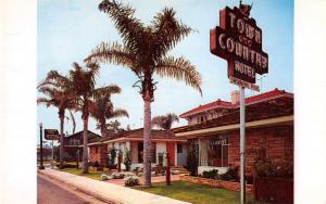 Huntington Park California outside Town and Country Hotel vintage pc Z25179