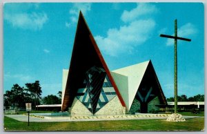 St. Petersburg Florida 1950-60s Postcard Grace Lutheran Church