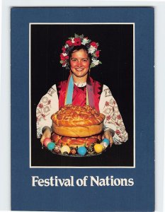 Postcard Woman Holding a Big Pie Festival of Nations Minnesota USA