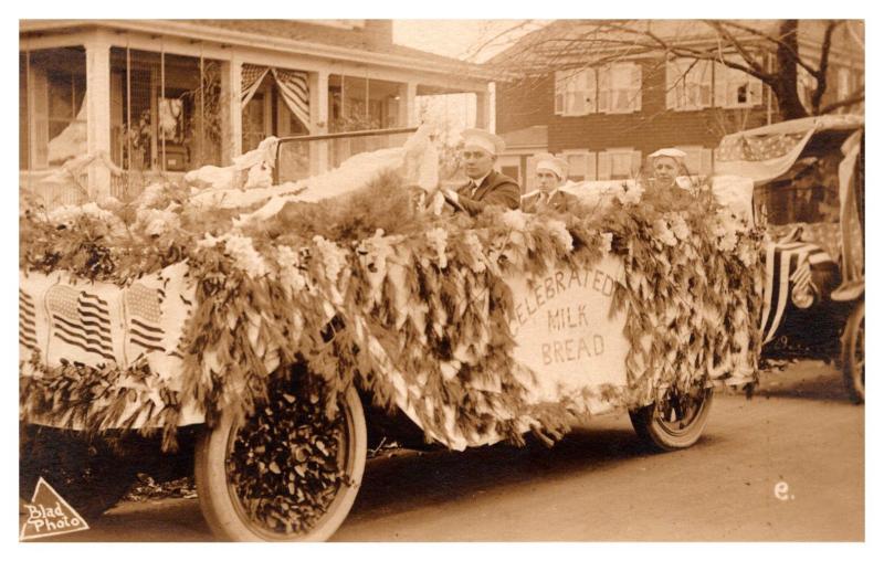 Massachusetts  New Bedford, Parade Car Float,  Celebrated Milk and Bread,  RPC