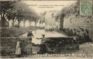 CPA GUERANDE Les remparts de la porte de SAILLE a la porte Vannetaise (150777)