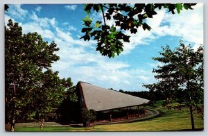Northhampton Ohio~Blossom Music Center Orchestra Pavilion & Lawn~1950s Postcard