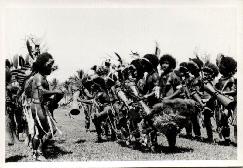 Papua New Guinea, Real Photo Native Papuas, Native Dance (1930s) RP (20)