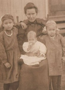 RPPC Photo Mother and Daughters Dorothy Karrle Family 1930s