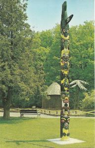 LONDON ONTARIO CANADA STORYBOOK GARDENS TOTEM POLE POSTCARD 