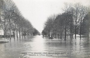 Flood of the Seine disaster France, Paris 1910 - Montaigne Avenue photo postcard