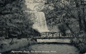 USA - Minnesota Minnehaha Falls Old Rustic Bridge. 03.22