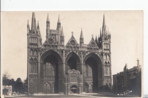 Cambridgeshire Postcard - The West Front, Peterborough Cathedral   F843