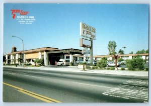 Anaheim California CA Postcard Harbor Inn Travelodge Roadside View 1960 Unposted