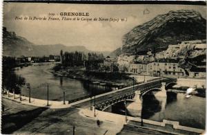 CPA GRENOBLE Pont de la Porte de France l'ISERE et Casque de Neron (655057)