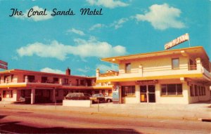 Ocean City, NJ THE CORAL SANDS MOTEL Roadside Jersey Shore '60s Vintage Postcard