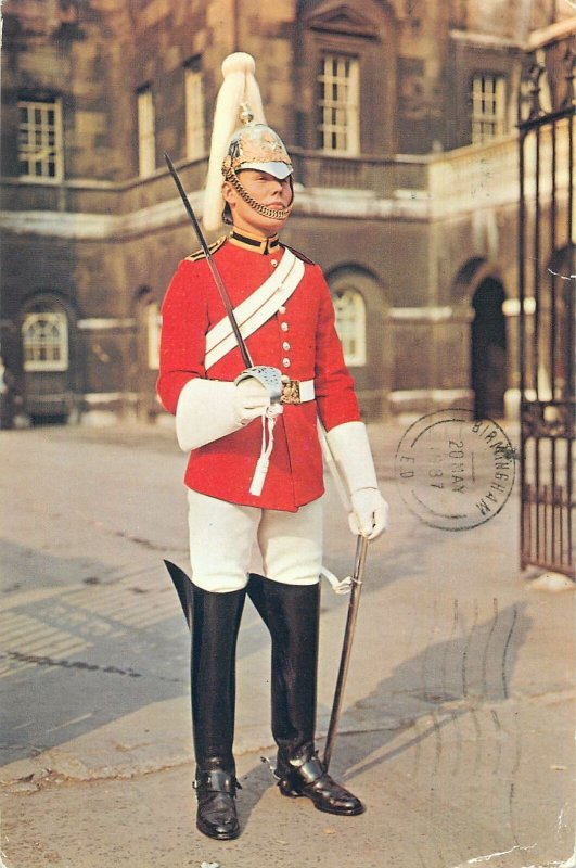 Military London the life guards sentry whitehall sword gate Postcard