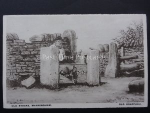 Yorkshire Bradford MANNINGHAM Old Stocks - Art after Arthur North - Old Postcard