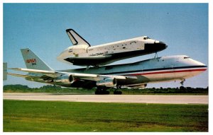 Space Shuttle Orbiter Columbia piggybacking 747Shuttle Carrier Airplane Postcard