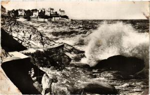 CPA DINARD - Cote d'Emeraude - Promenade du Moulinet Au loin (584815)