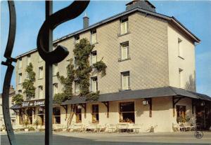 B93656  hotel des ardennes maqua roger corbion sur semois belgium