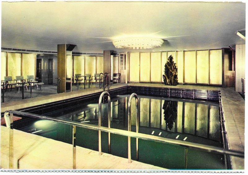 SS France 2,000 passenger Cruise Ship 1971 Swimming Pool