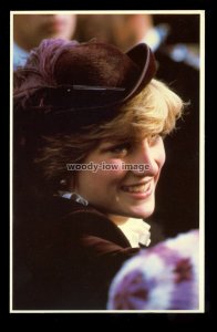 r4589 - Princess Diana on a Brecon Walkabout in Oct. 1981 - postcard