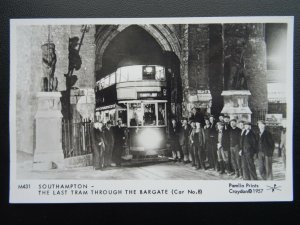 SOUTHAMPTON Last Tram Through The Bargate - Old RP Postcard by Pamlin Repro M431