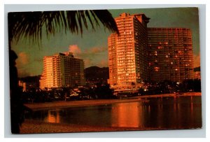 Vintage 1967 Postcard Ilikai Kahanamoku Beach Lagoon Waikiki Hawaii