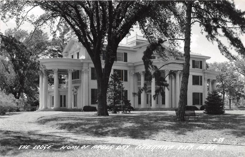 B19/ Nebraska City Ne Real Photo RPPC Postcard c40s The Lodge Home of Arbor Day