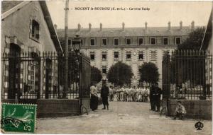 CPA MILITAIRE Nogent le Rotrou-Caserne Sully (317012)