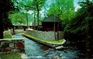 Tennessee Great Smoky Mountains Twin Islands Motel On The Little Pigeon River