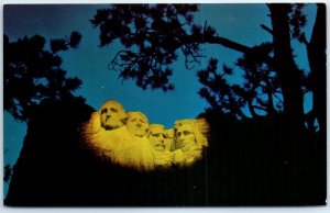 M-40960 Mount Rushmore National Memorial illuminated Black Hills South Dakota